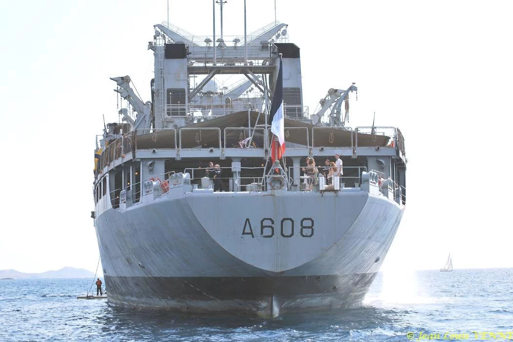 Le BCR Var au mouillage en rade de Bandol