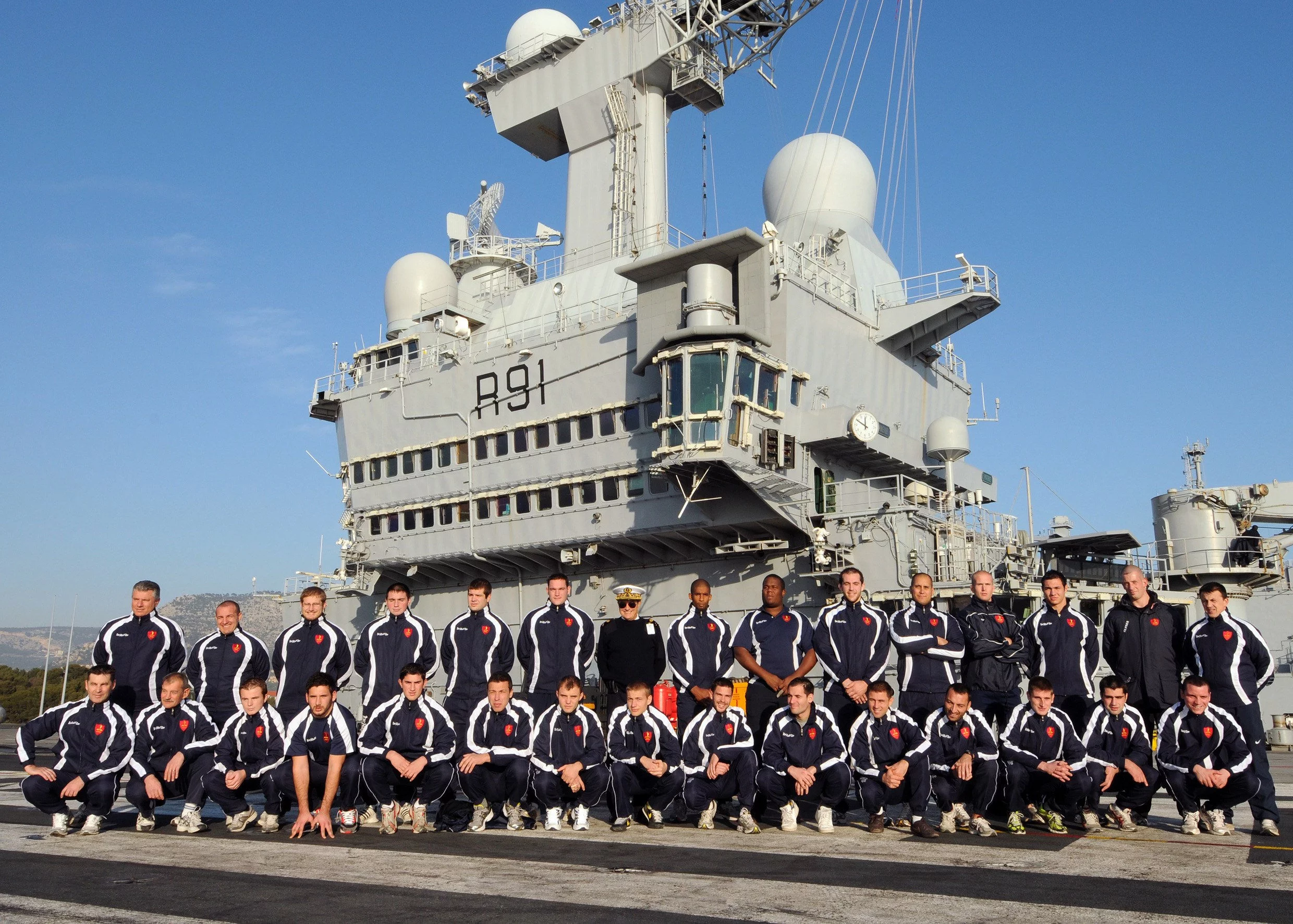 Le Rugby Club de la marine nationale sur le Charles de Gaulle