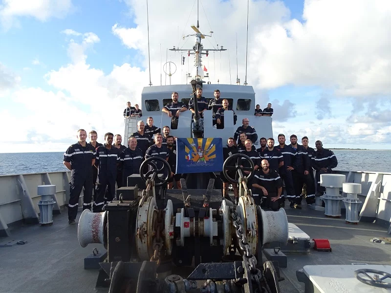 L'équipage du patrouilleur La Glorieuse