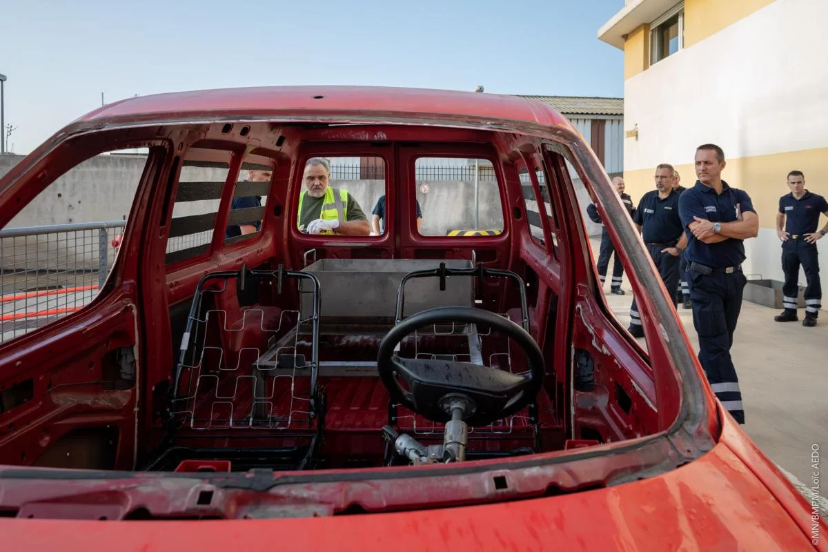 La voiture pédagogique des marins-pompiers