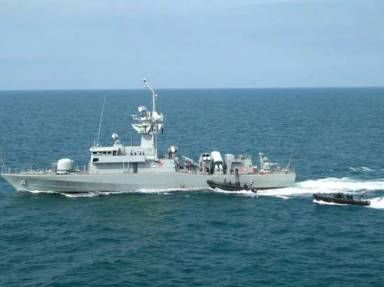 Assaut sur le patrouilleur qatarien.