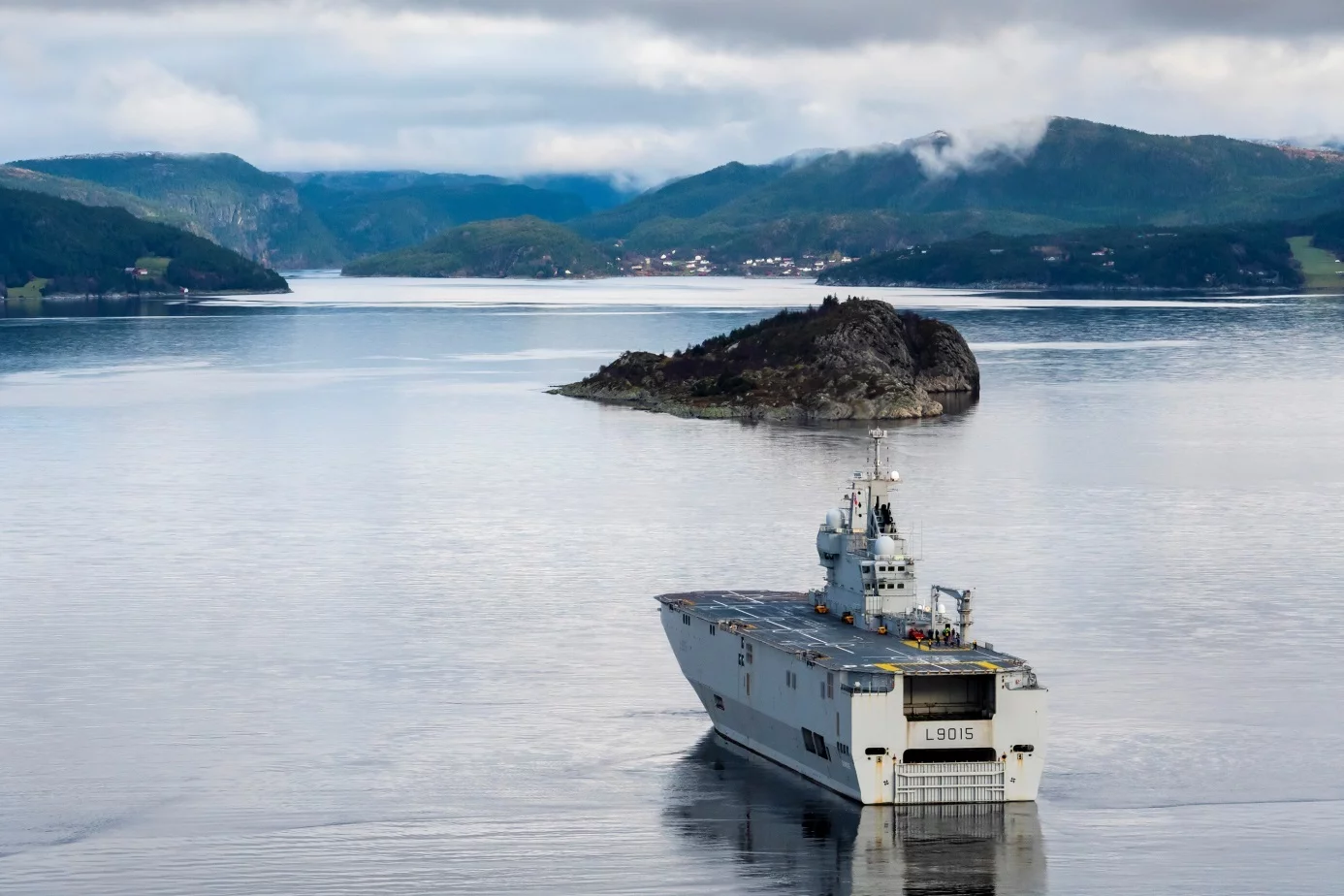 Le BPC Dixmude participe en Norvège à l’exercice Trident Juncture 2018