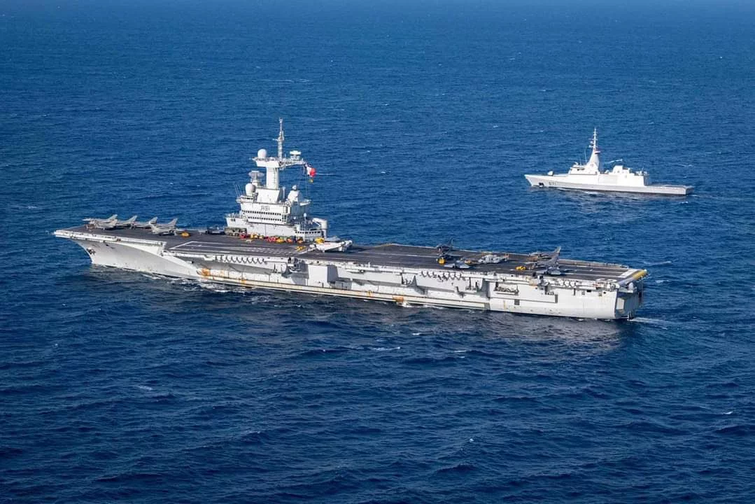 Le porte-avions Charles de Gaulle