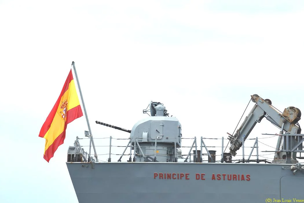 Le Principe de Asturias en rade de Hyères