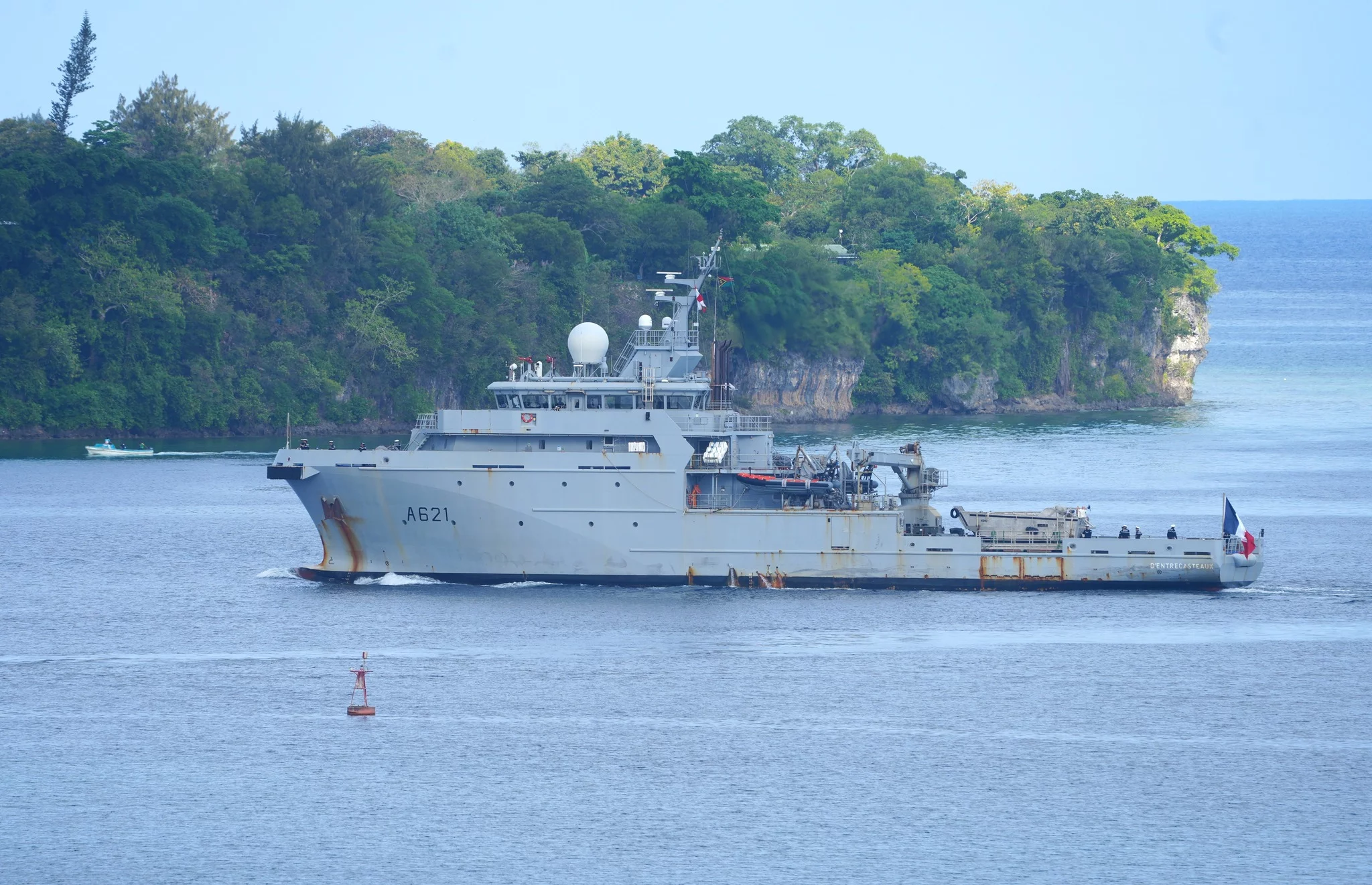 Le Bâtiment de soutien et d’assistance outre-mer (BSAOM) D’Entrecasteaux