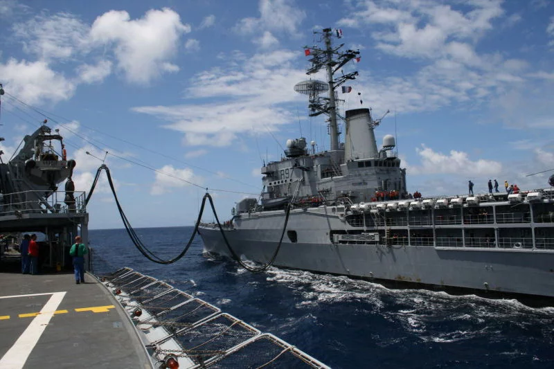 Ravitaillement Ã  la mer