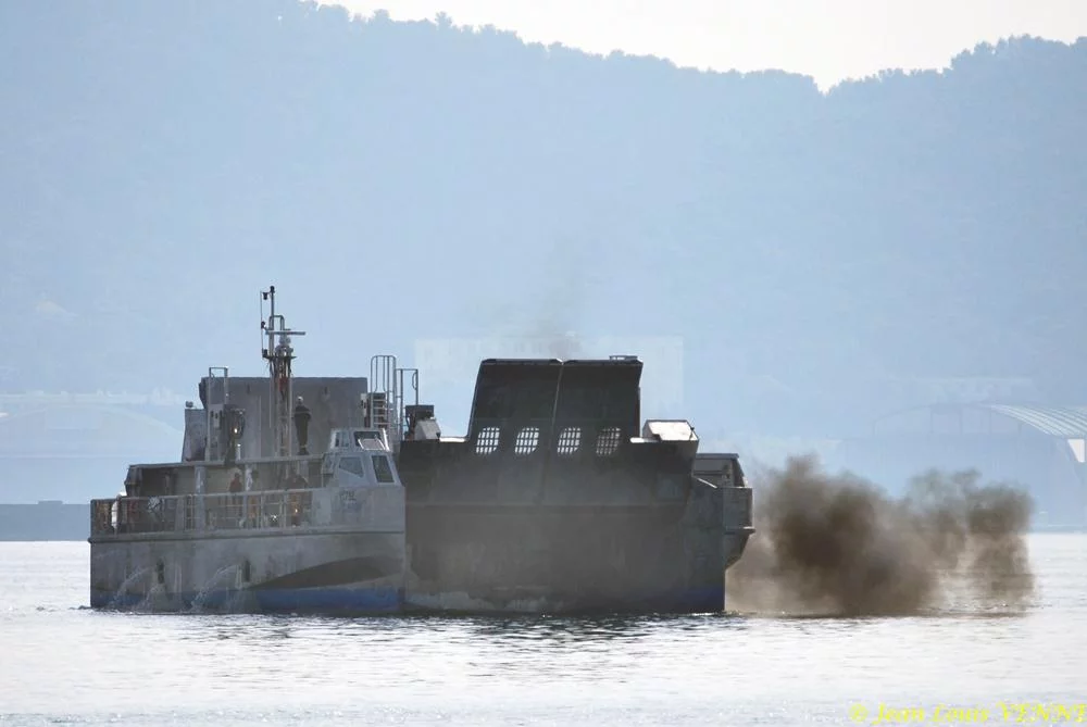 Le nouveau catamaran de débarquement de la CNIM