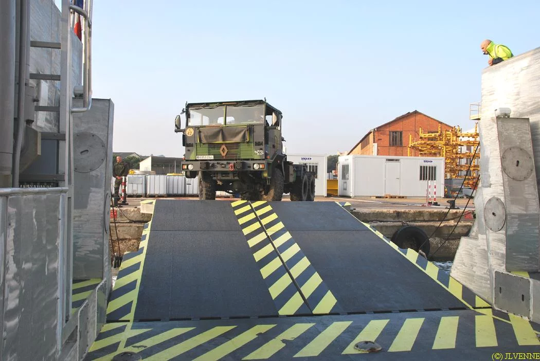 Embarquement d'un camion