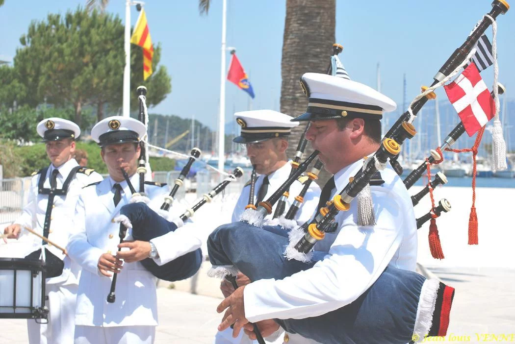 Le bagad du CIN St-Mandrier