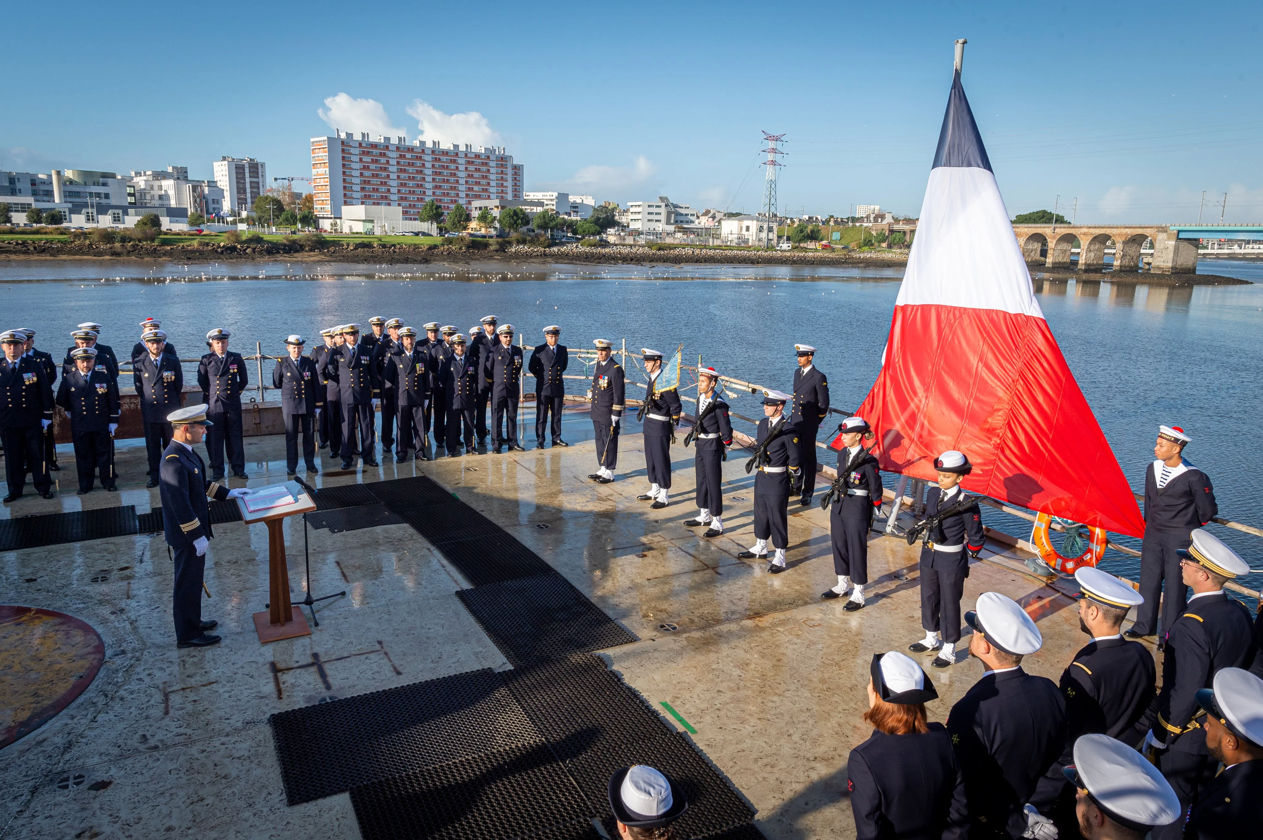 Prise de commandement à bord de la frégate Amiral Ronarc’h