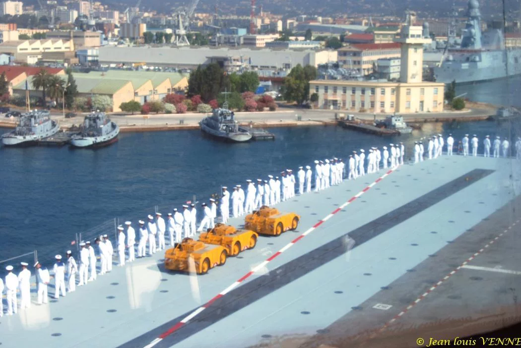 L'équipage au poste de bande