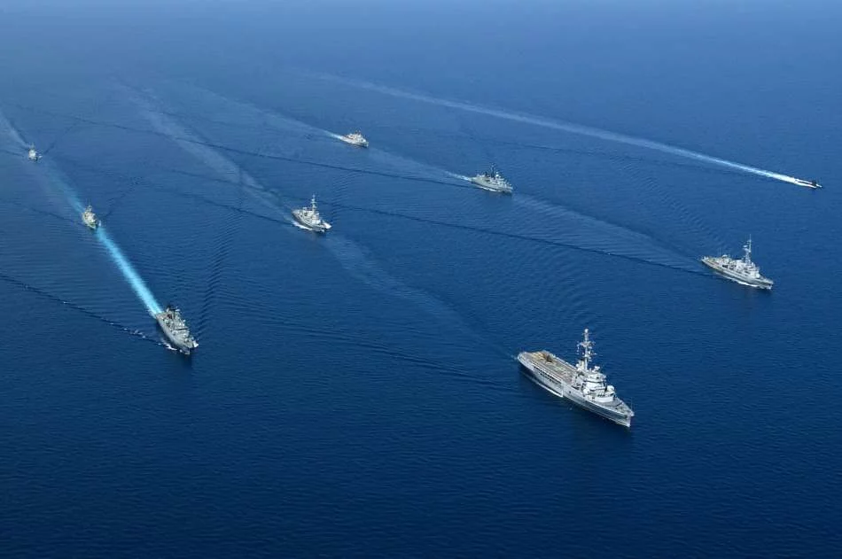 Cadet training 07 rassemble des bâtiments de plusieurs nationalités