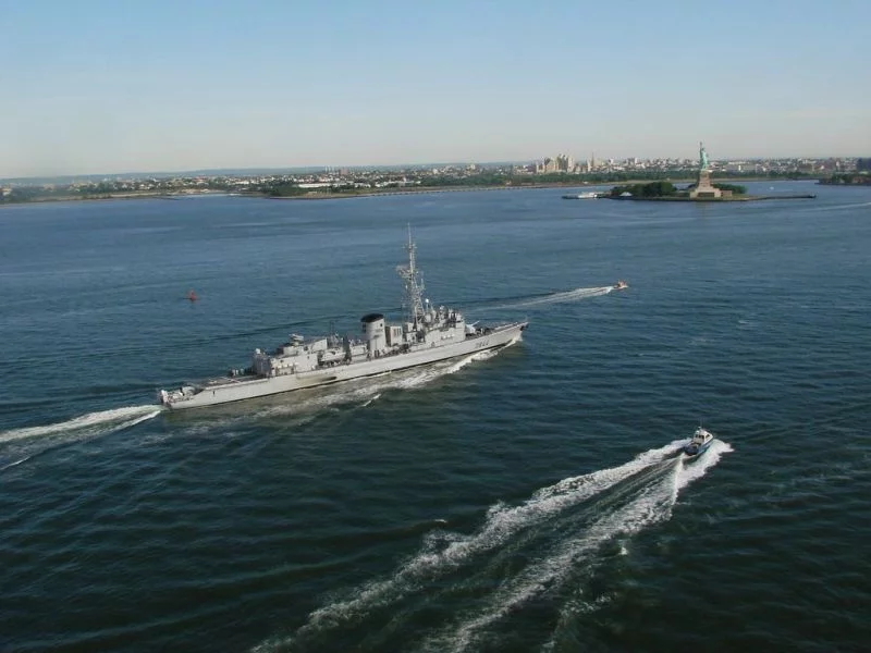 Le Primauguet arrive Ã  New York