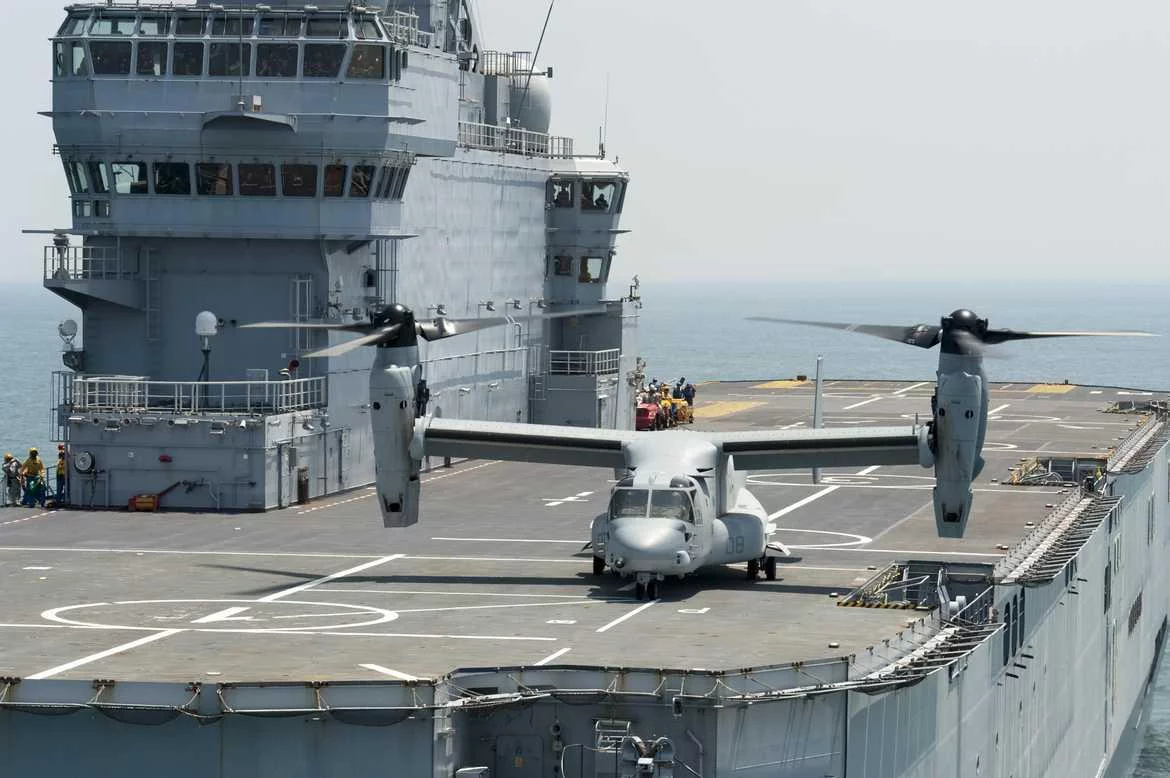 Le groupe Jeanne d’Arc mène une série d’entraînements avec l’US Navy