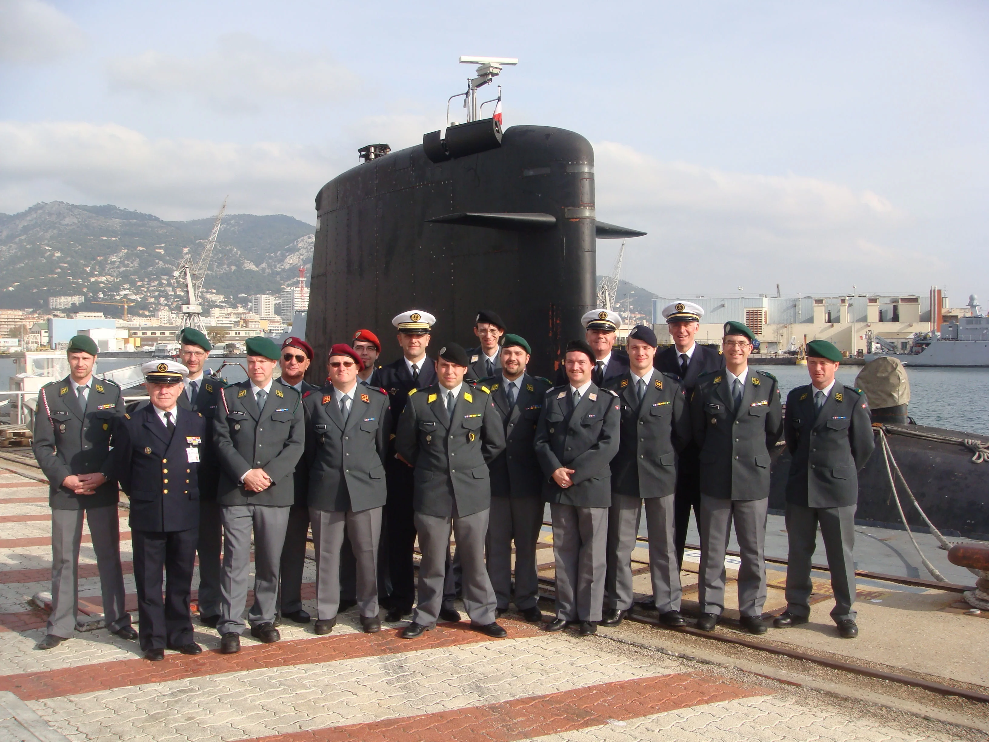 Une association de sous-officiers suisses fait escale à Toulon