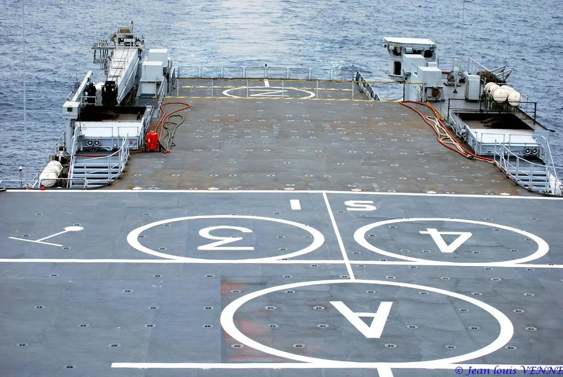 La plateforme hélicoptères