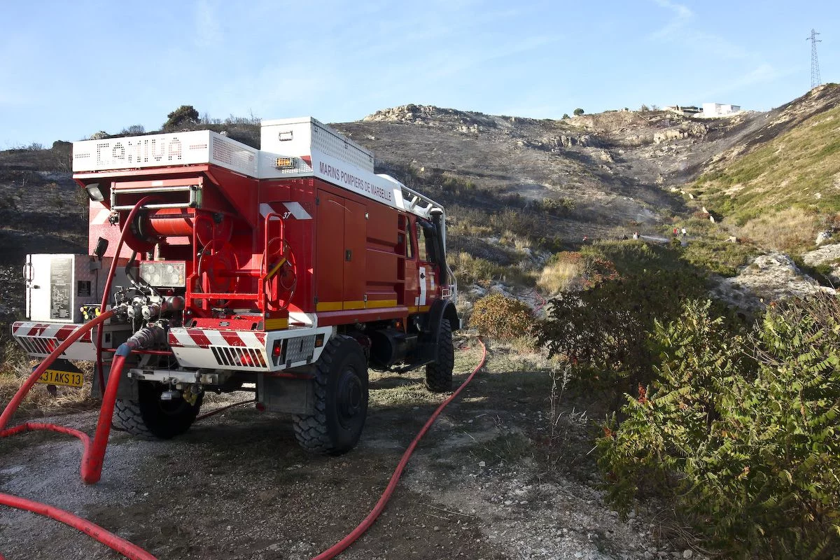 Incendie dans un espace naturel à Marseille