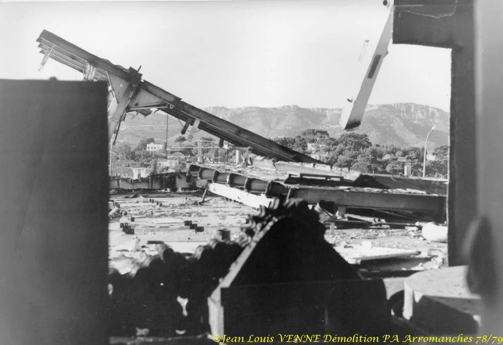 Démolition de l'Arromanches