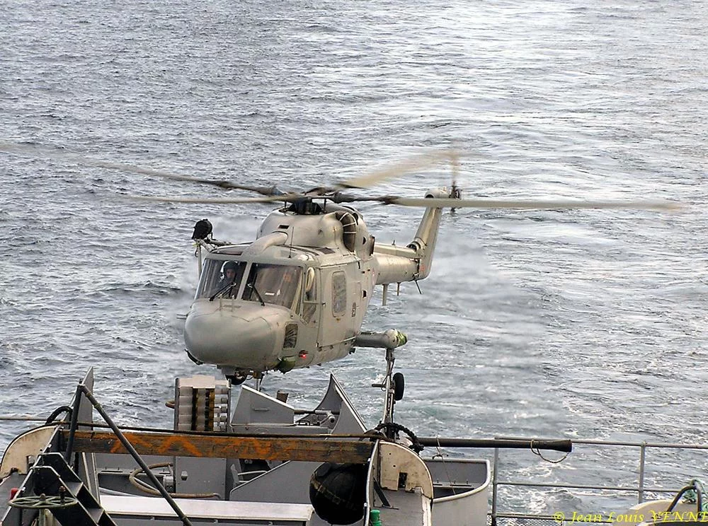 Dernières manœuvres aviation sur le Jules Verne
