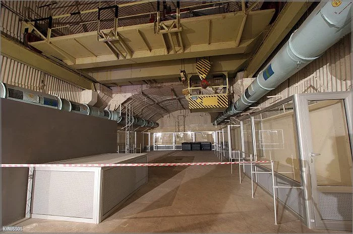 Local de préparation des armes (torpilles et missiles).