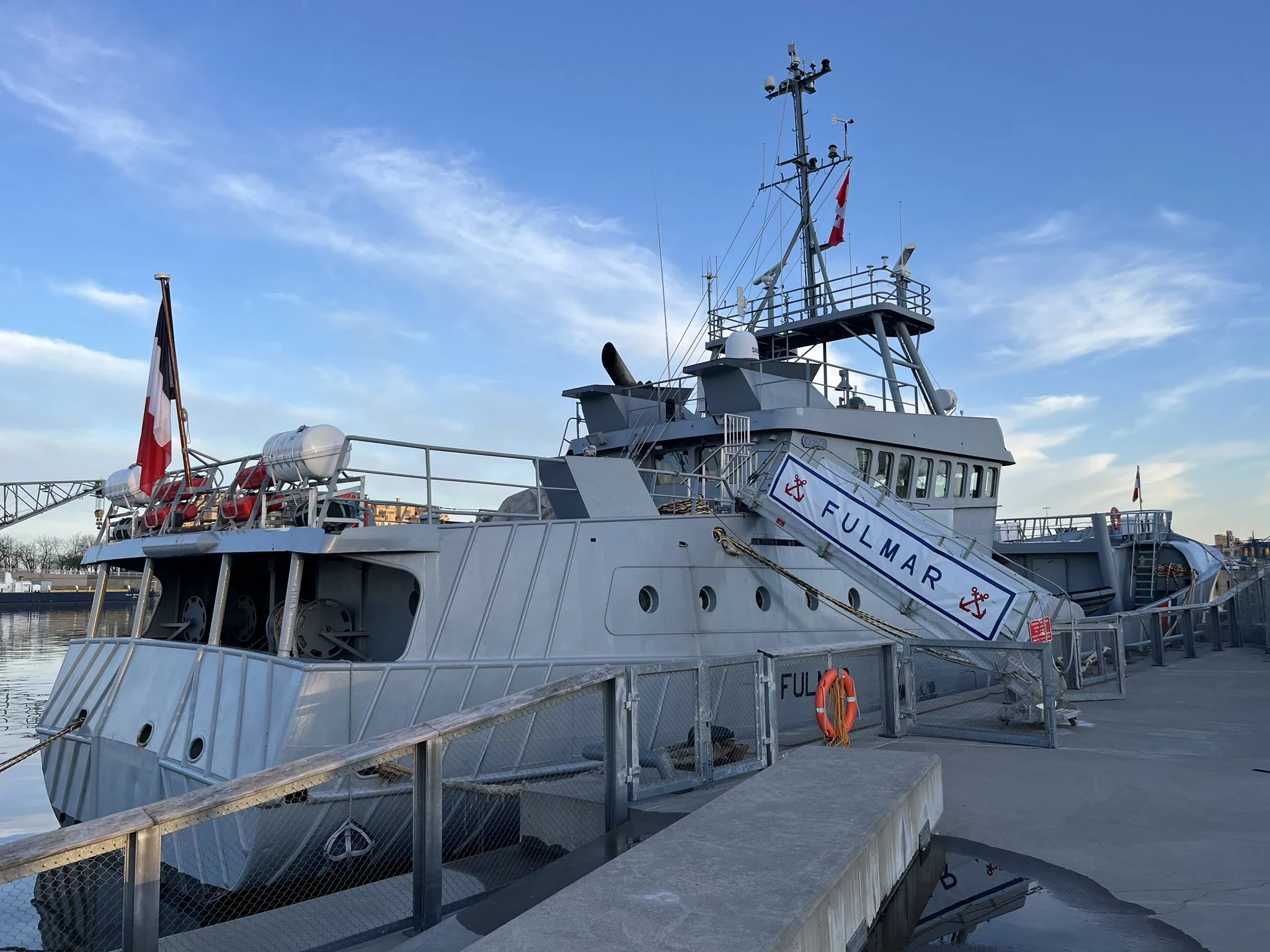 Le patrouilleur Fulmar en escale à Toronto