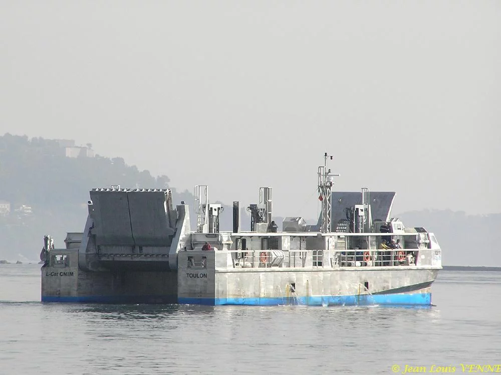 Le nouveau catamaran de débarquement de la CNIM