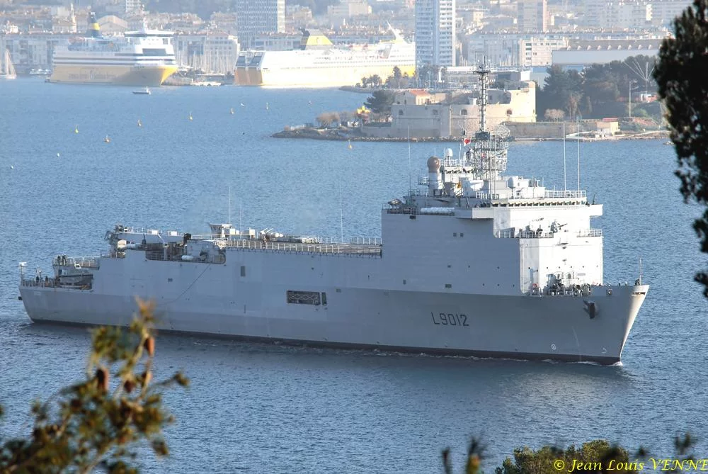 Le Siroco appareille de Toulon