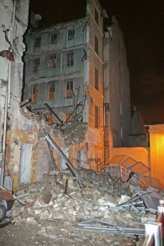 Effondrement d’un immeuble désaffecté à Marseille