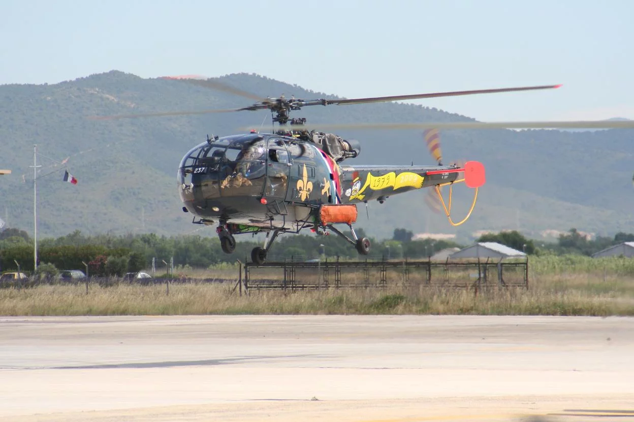 Les 4 hélicoptères se posent