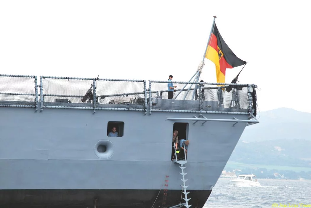 Frégate allemande Hessen