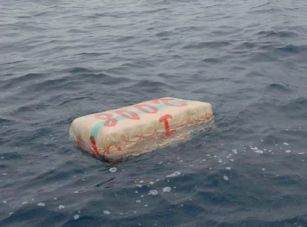 Un des paquets de stupéfiants récupérés