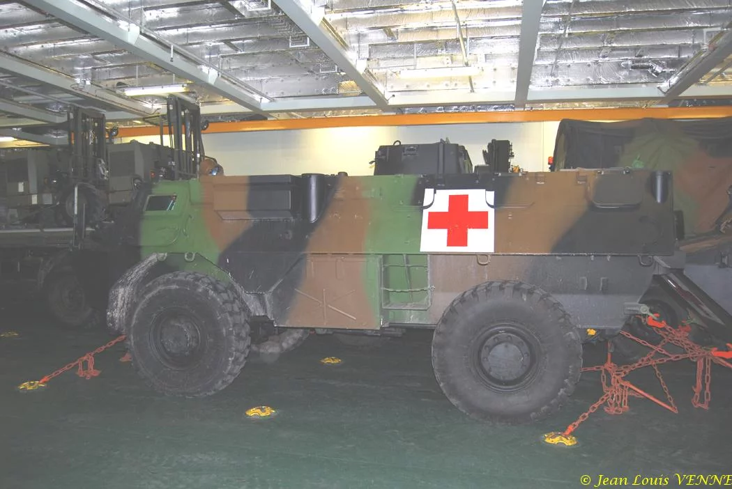 Dans les hangars du Mistral