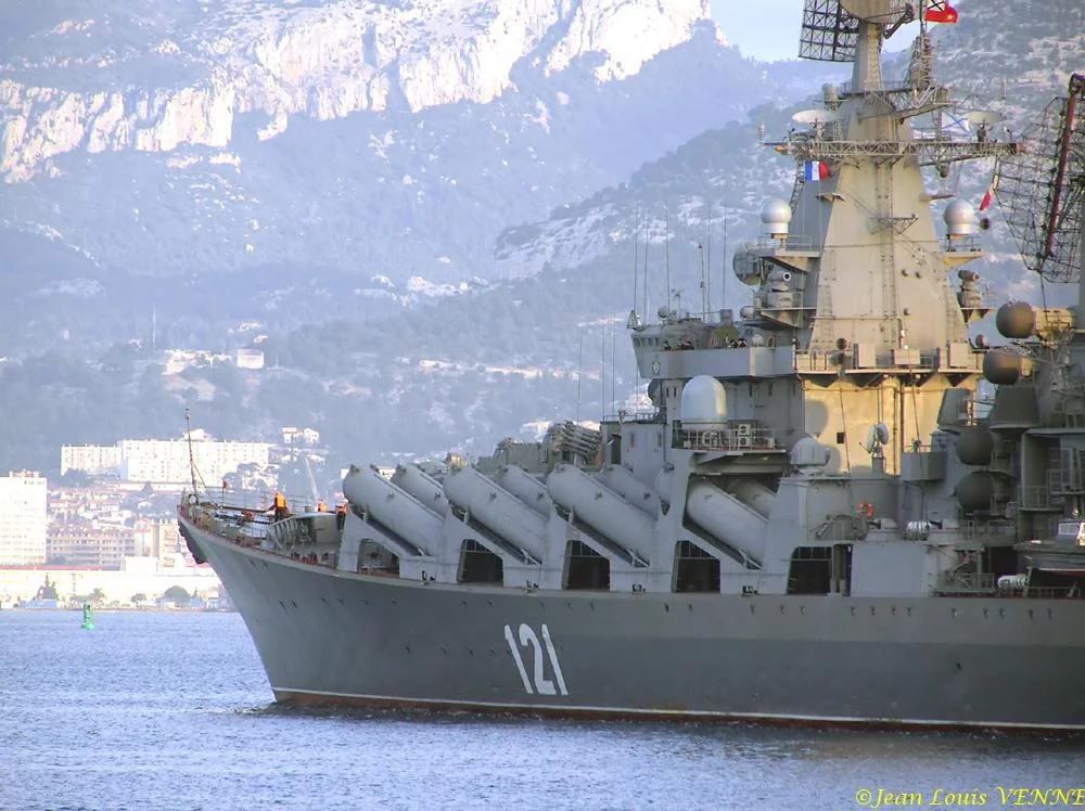Arrivée Ã  toulon du croiseur Russe Moskva