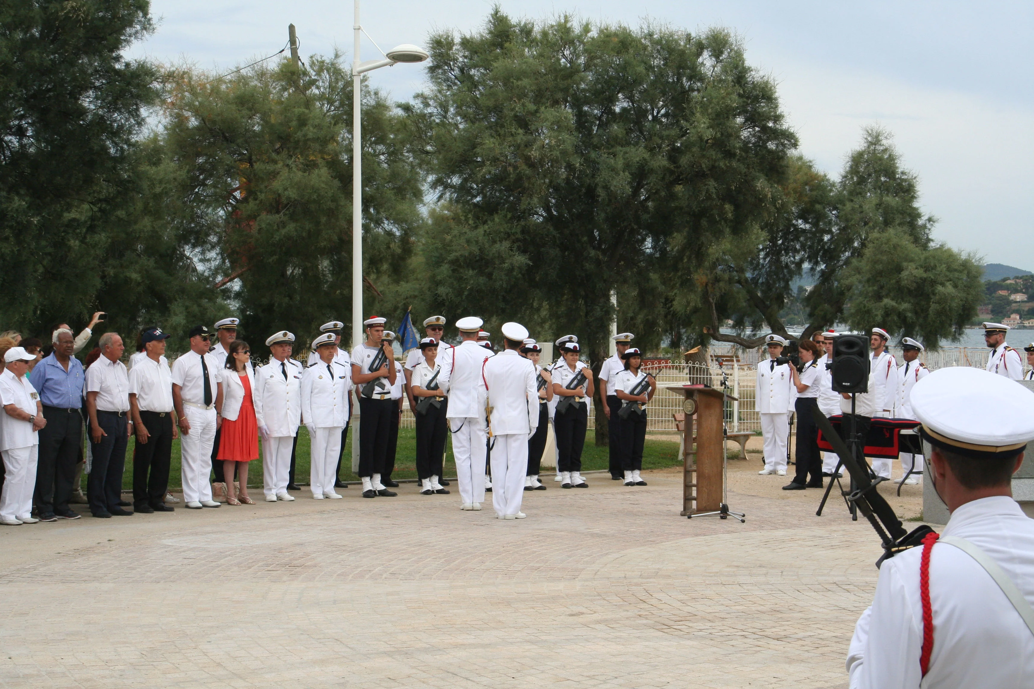 Le nouveau commandant salue la PMM Avignon