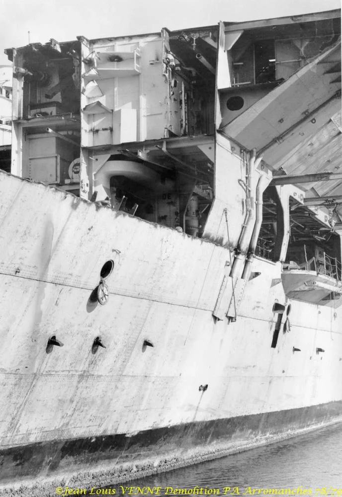 Démolition de l'Arromanches