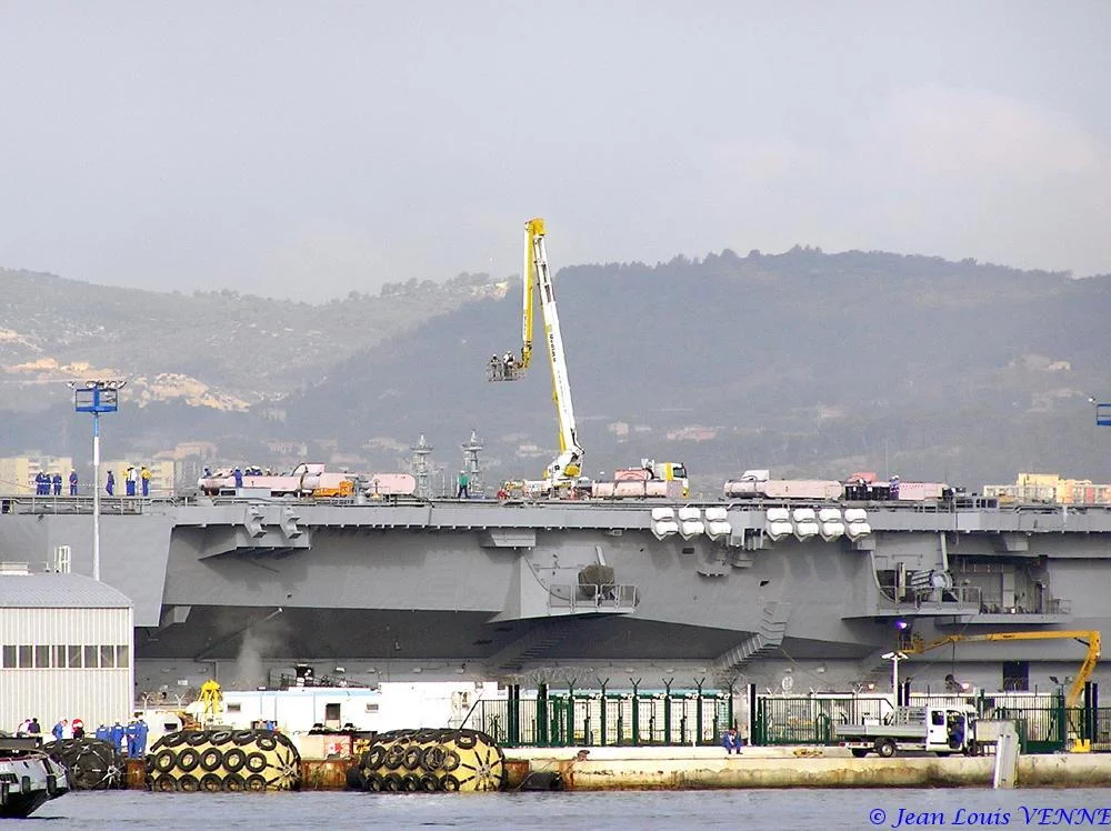 Essais des catapultes du Charles de Gaulle