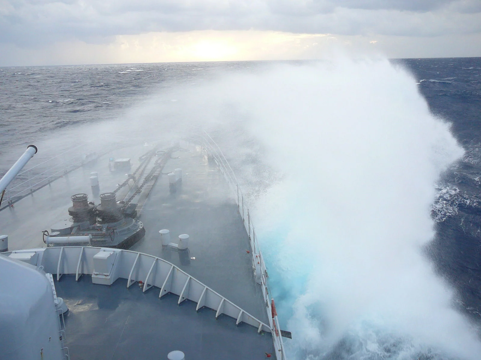 Le Cassard dans la tempête