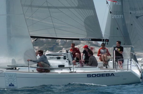 Un des voiliers de l'Ecole Navale