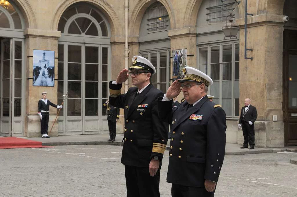 Réception par l’amiral Rogel de son homologue allemand le vice-amiral Krause
