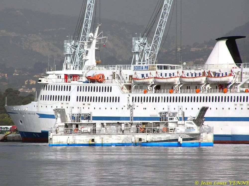 Le nouveau catamaran de débarquement de la CNIM
