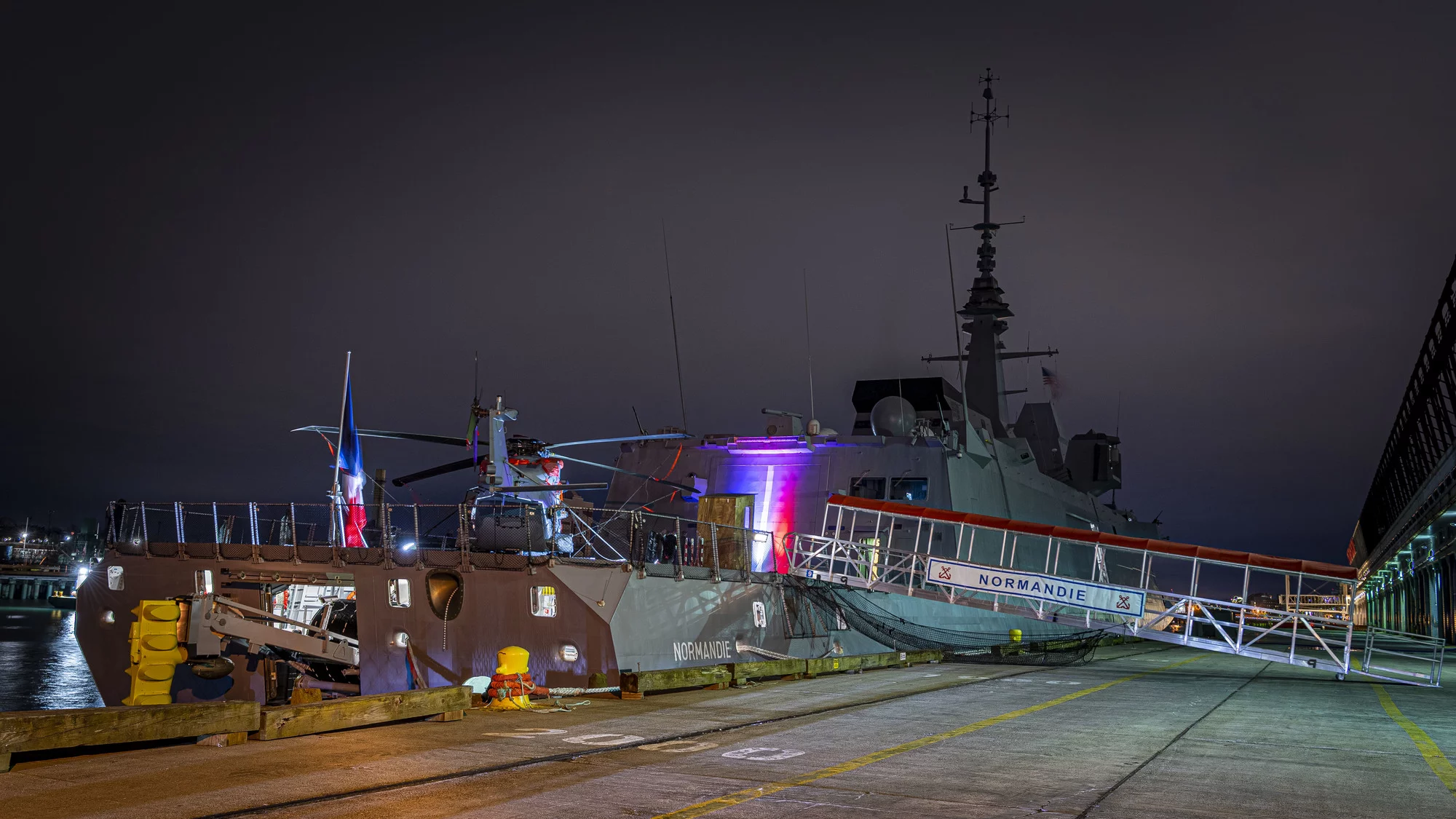 La frégate Normandie en escale à Boston
