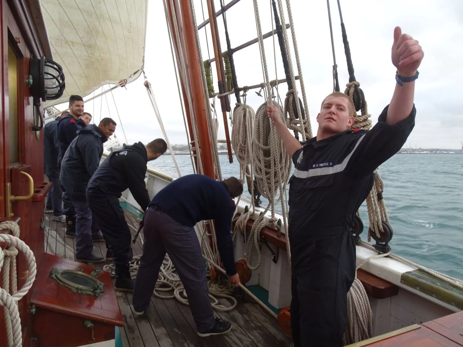 Manoeuvres à bord de la Belle Poule