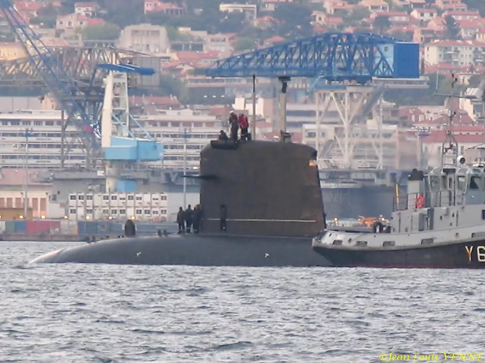 Retour Ã  Toulon d'un SNA