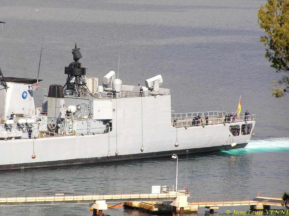La frégate allemande Emden à Toulon