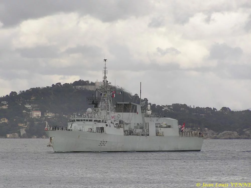 Arrivée à Toulon de la frégate canadienne Ville de Québec