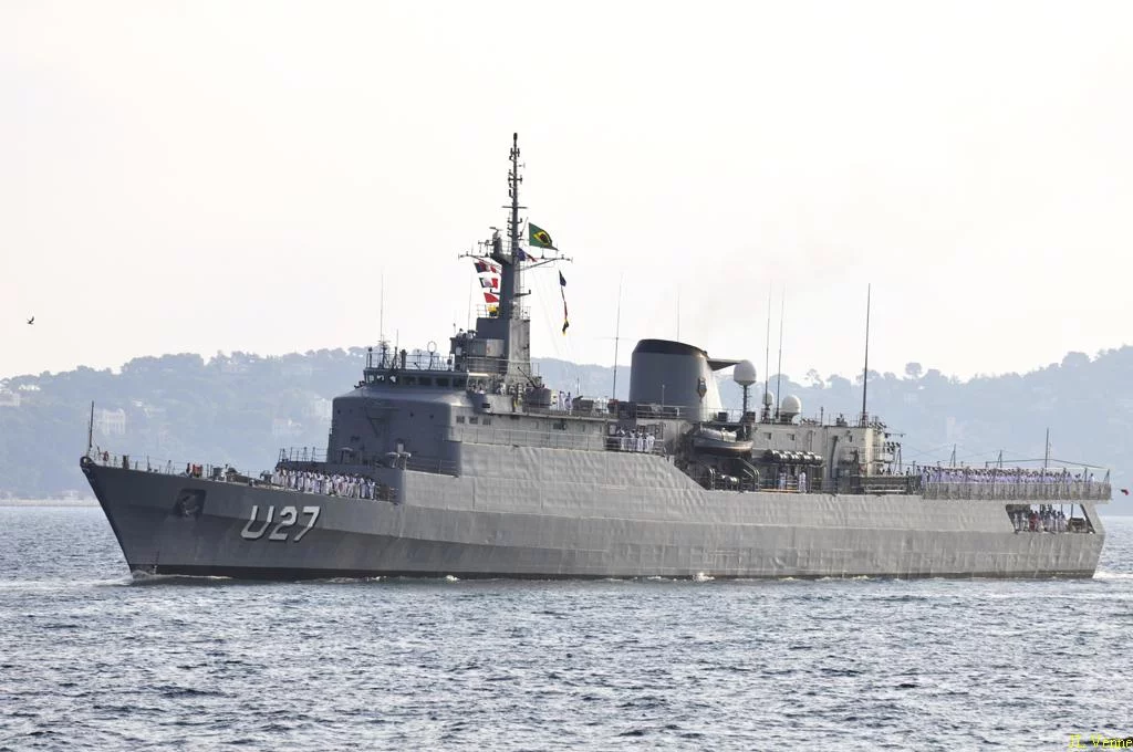 Arrivée à Toulon du navire école brésilien « Brasil »