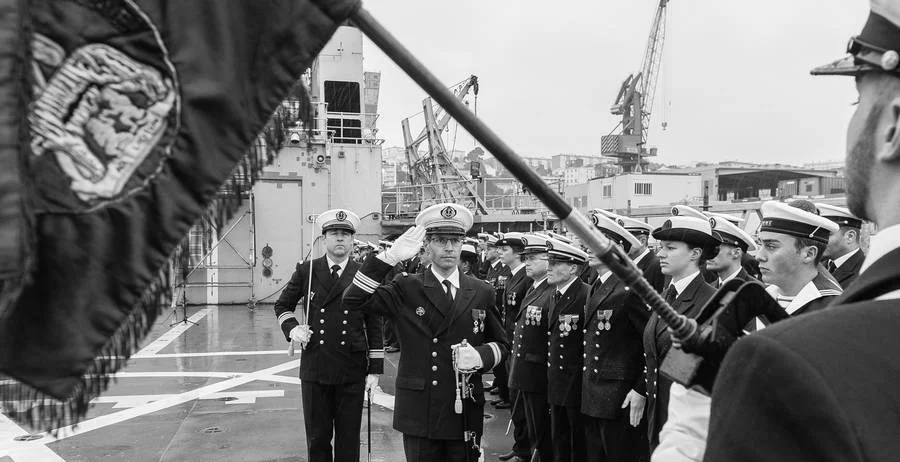 Le capitaine de frégate Géraud Cazenave prend le commandement de la Somme