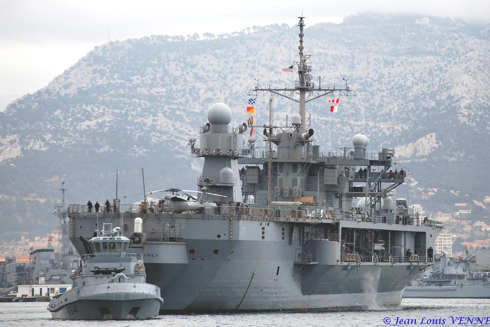 Départ de Toulon de l’USS Whitney