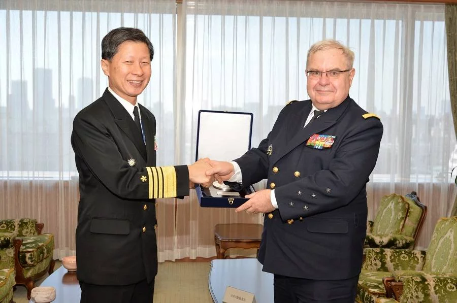 Le chef d’état-major de la Marine en déplacement au Japon