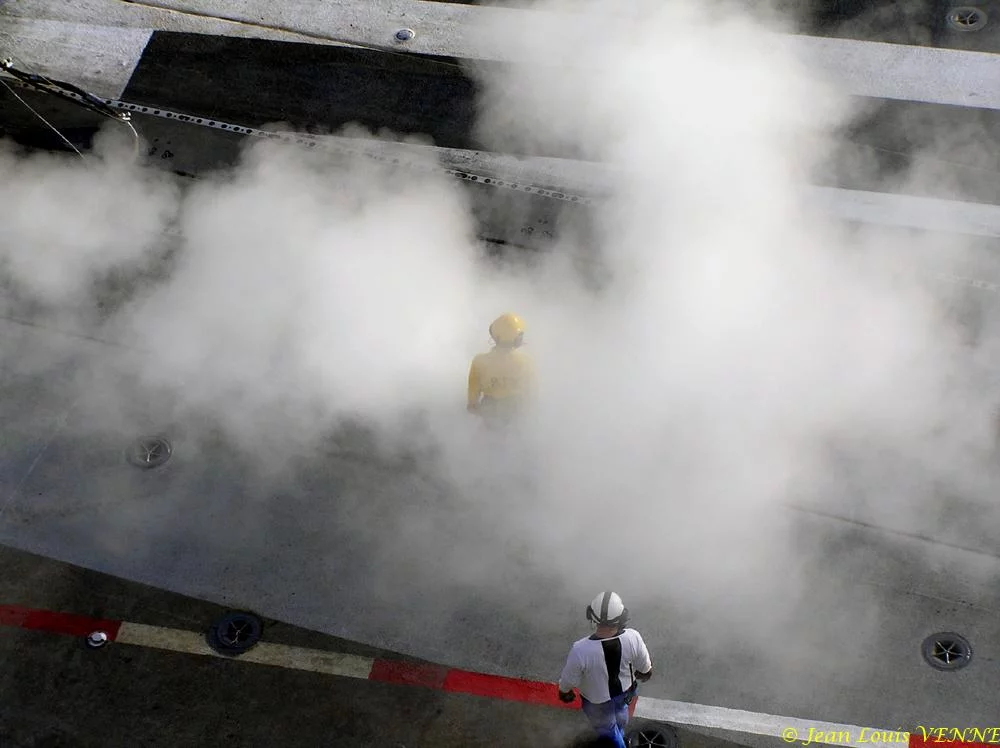 Essais des catapultes du Charles de Gaulle
